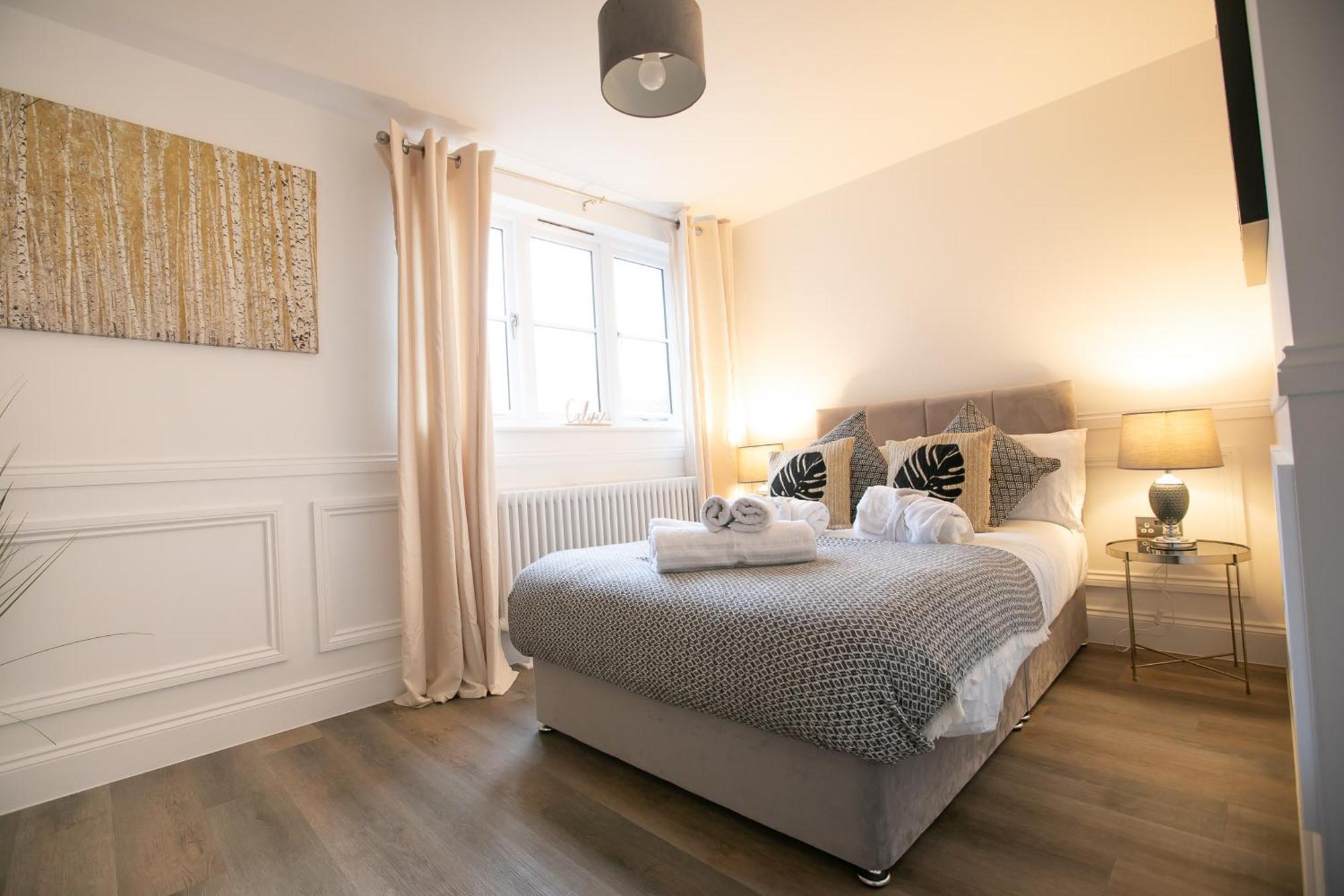 The Burlington Collection Apartment *